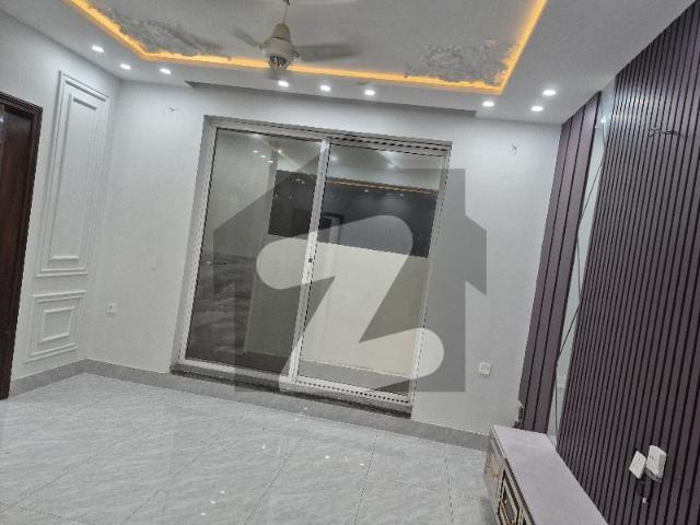 House for sale in تحصیل فیصل آباد شہر, فیصل آباد ڈویژن