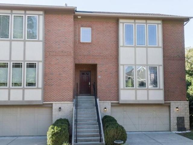 House for sale in Bellevue, Kentucky