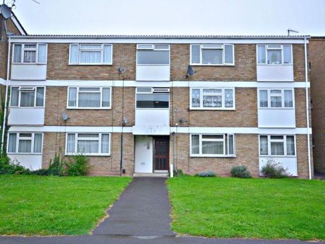Apartment for rent in Slough