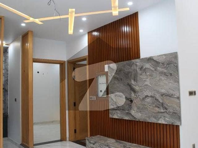 House for sale in Faisalabad, Islamabad Capital Territory