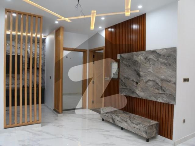 House for sale in Faisalabad, Islamabad Capital Territory