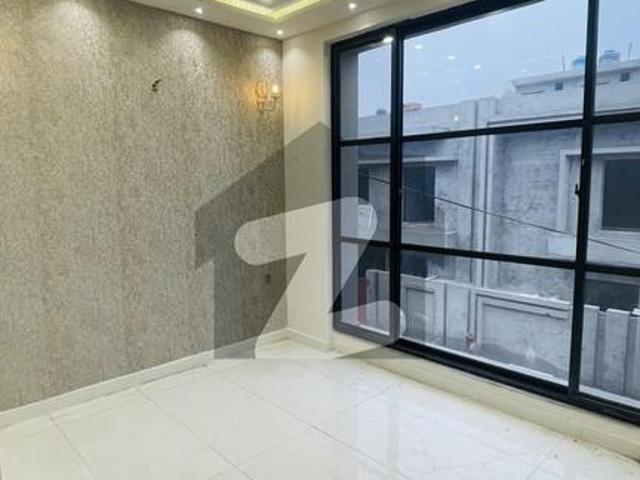 House for sale in Faisalabad, Islamabad Capital Territory