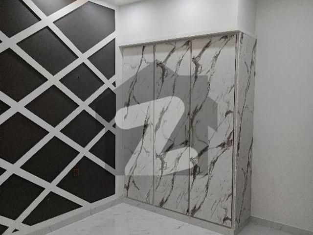 House for sale in Faisalabad, Islamabad Capital Territory