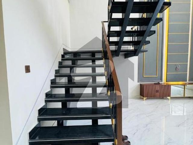 House for sale in Faisalabad, Islamabad Capital Territory