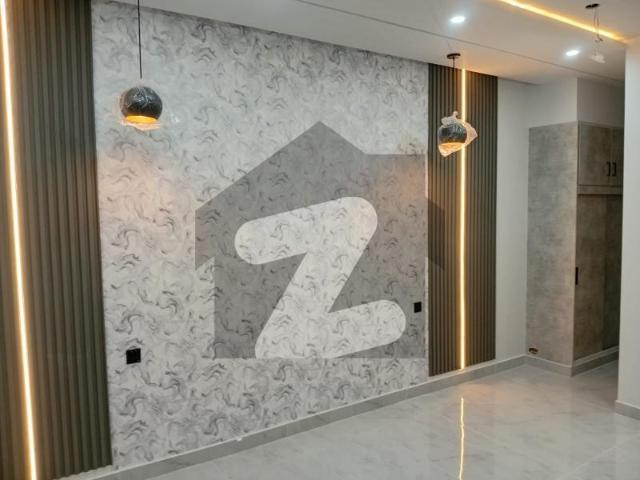 House for sale in تحصیل فیصل آباد شہر, فیصل آباد ڈویژن
