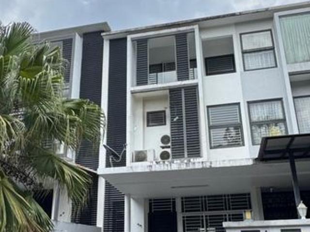 House for sale in Petaling, Subang Jaya