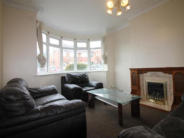 House for rent in Kirkstall, West Yorkshire
