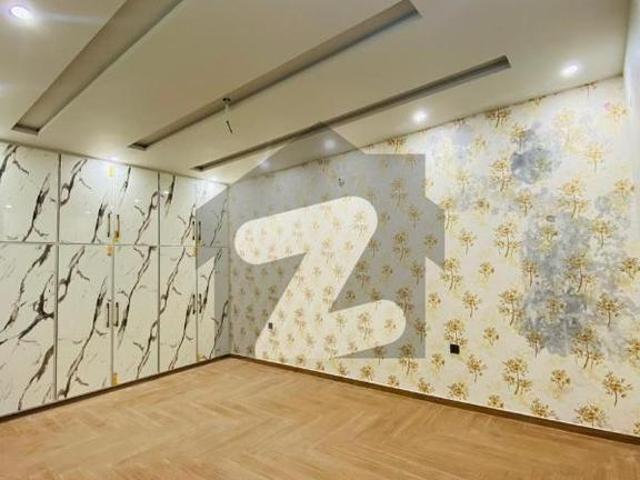 House for sale in Faisalabad, Islamabad Capital Territory