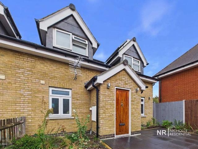 Apartment for rent in London Borough of Sutton, Greater London