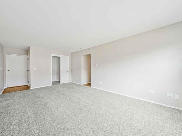 Apartment for rent in Carpentersville, Illinois
