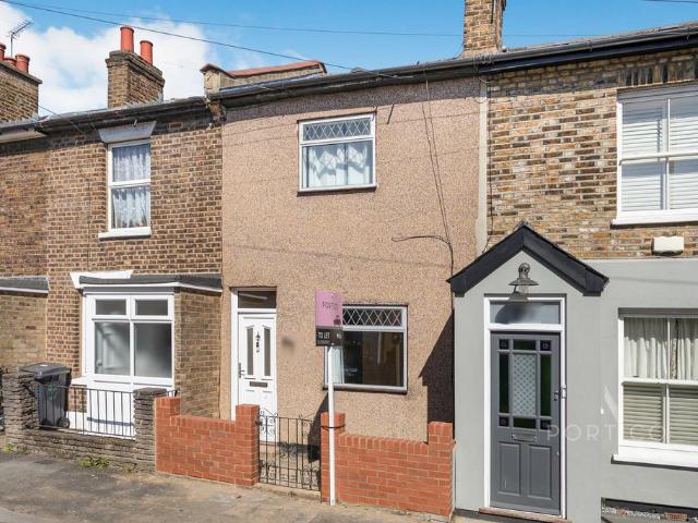 Apartment for rent in Walthamstow Village, Leyton