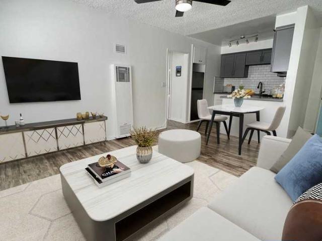 Apartment for rent in Downey, California