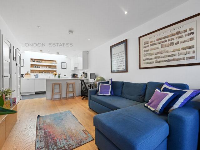 Studio for rent in London Borough of Ealing, Greater London