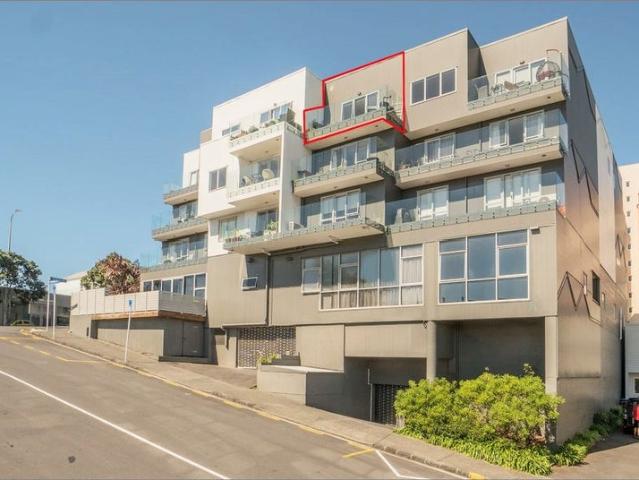 Apartment for rent in Newton, Auckland