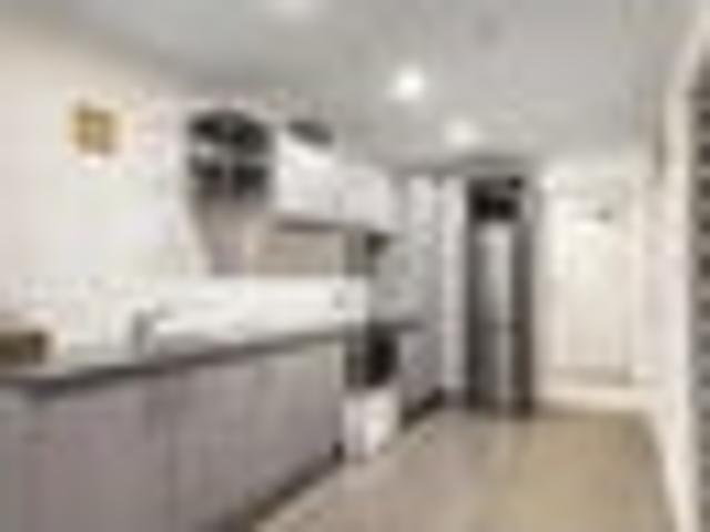 Apartment for rent in Newton, Auckland