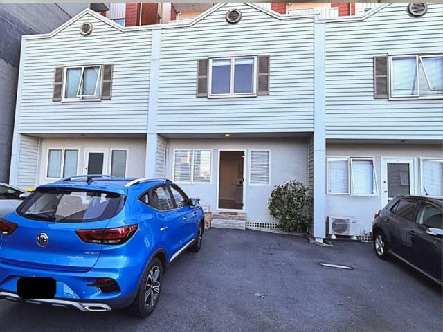 House for rent in Eden Terrace