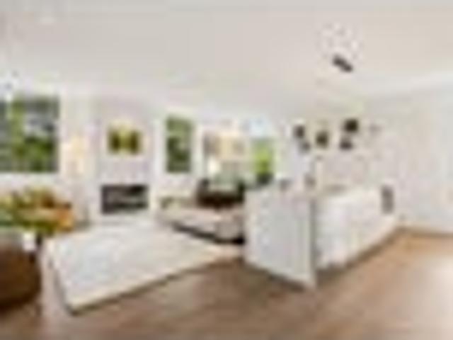 Apartment for sale in Newton, Auckland
