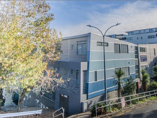Property for rent in Newton, Auckland