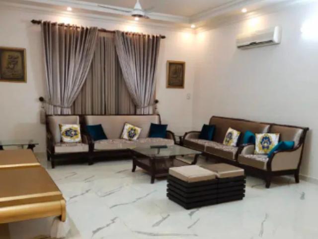 House for sale in Faisalabad, Islamabad Capital Territory