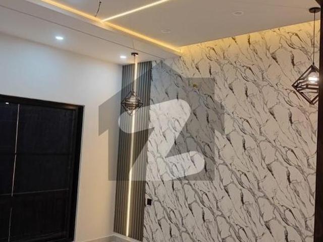 House for sale in Faisalabad, Islamabad Capital Territory