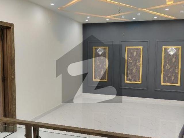 House for sale in Faisalabad, Islamabad Capital Territory