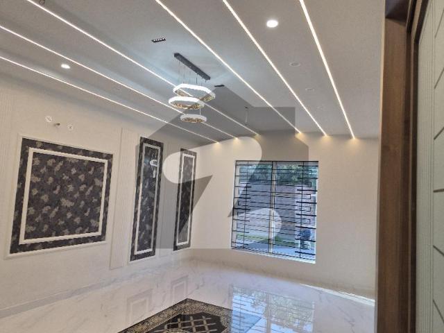 House for sale in تحصیل فیصل آباد شہر, فیصل آباد ڈویژن