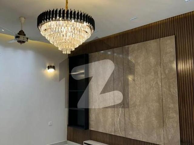 House for sale in Faisalabad, Islamabad Capital Territory