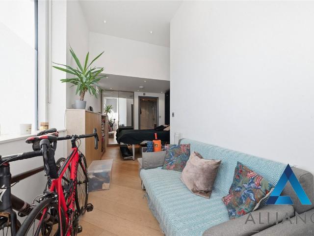 Studio for rent in Old Ford, Bow