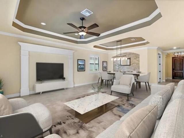 House for sale in Bonita Springs