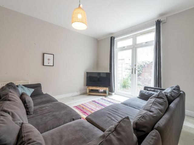 House for rent in Georgia, Greater Manchester