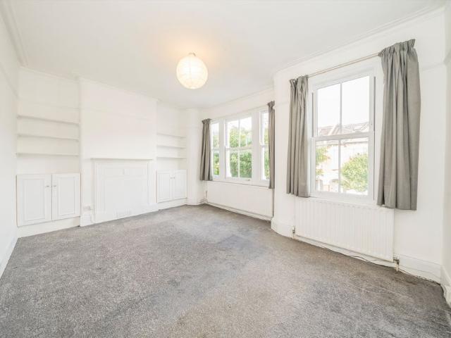 House for rent in Fulham, Sands End