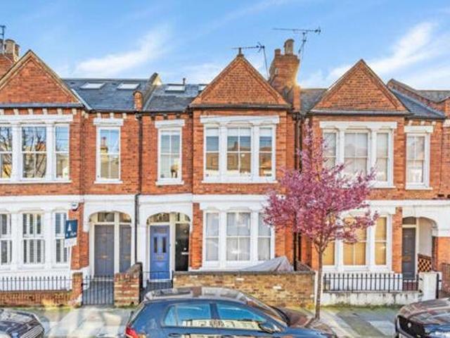 House for sale in Lyons, Greater London