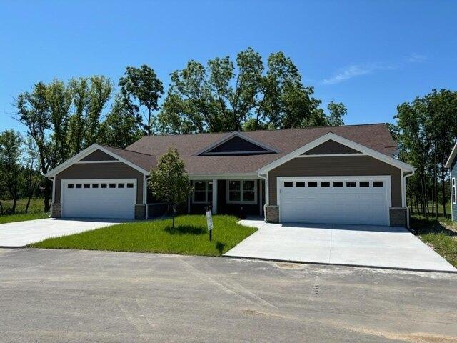 Condo for sale in Eden