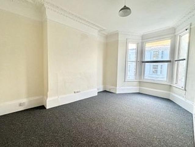 Apartment for rent in Cliftonville West, Acol