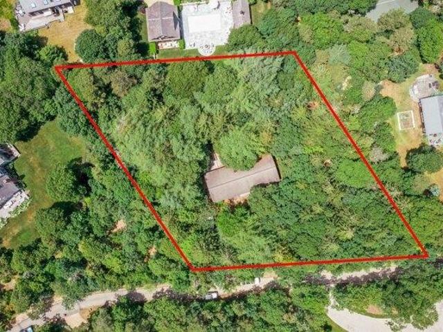 Land for sale in Edgartown, Massachusetts