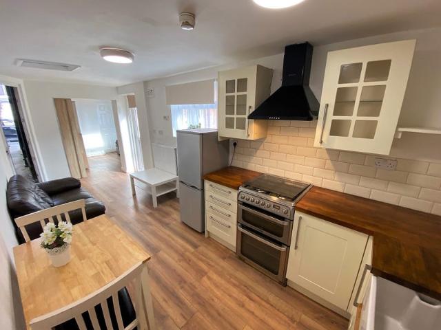 Studio for rent in Birmingham, West Midlands