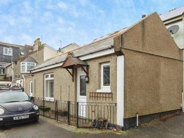 House for sale in Newquay, Cornwall