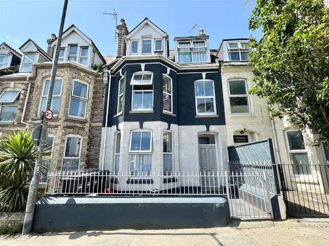 Studio for rent in Newquay, Cornwall