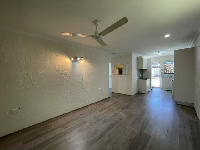 Apartment for rent in Edge Hill, Cairns