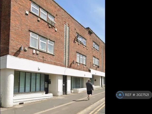 Apartment for rent in Gorse Hill, Trafford Park