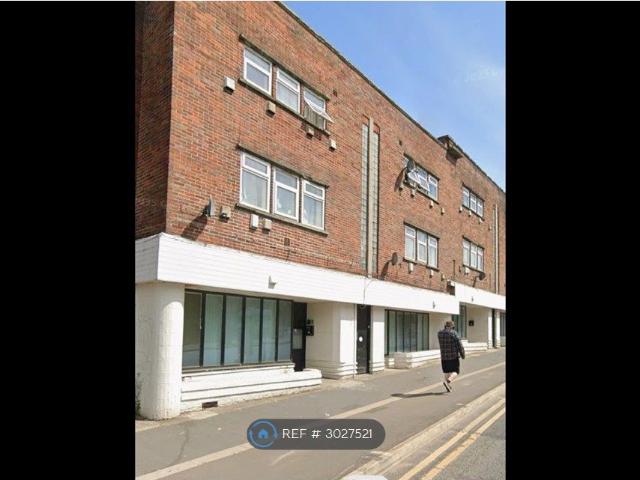 Apartment for rent in Gorse Hill, Trafford Park