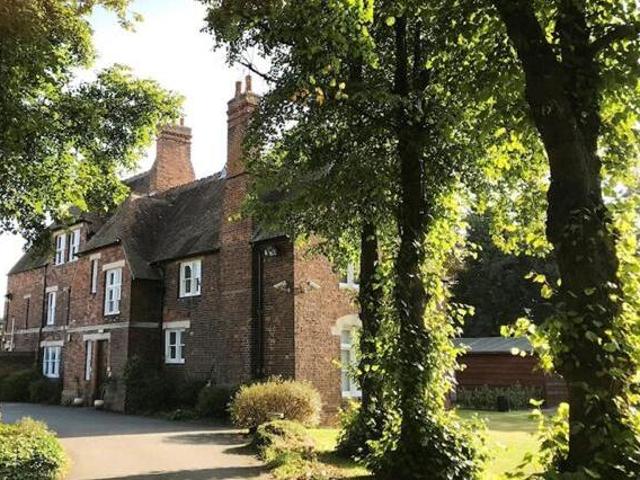 House for rent in Lyons, Greater London