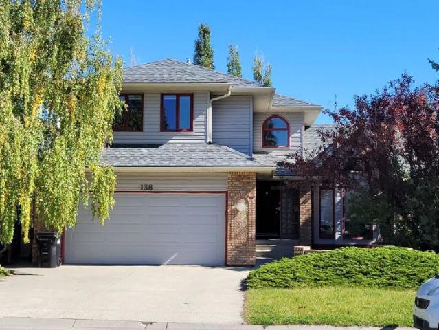 House for rent in Edgemont, Calgary
