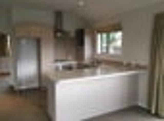 Apartment for rent in Edgeware, Canterbury