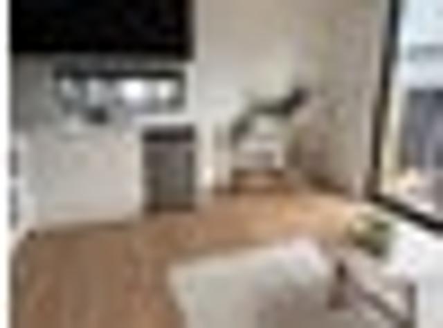 Townhouse for rent in Edgeware, Canterbury