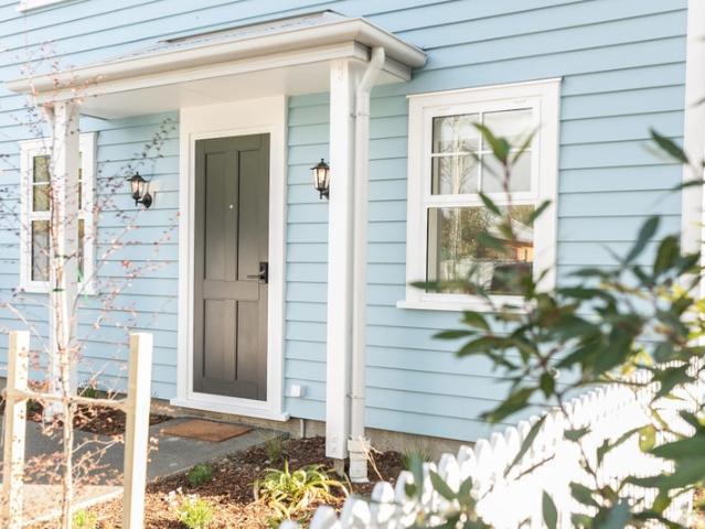 House for rent in Edgeware, Canterbury