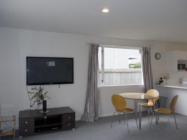 Apartment for rent in Edgeware, Canterbury
