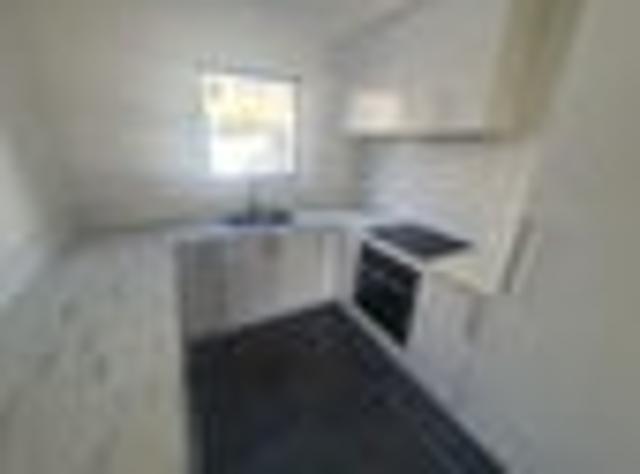 Townhouse for rent in Heathcote, Canterbury