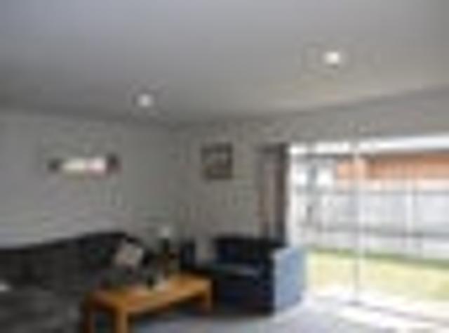 Apartment for rent in Edgeware, Canterbury