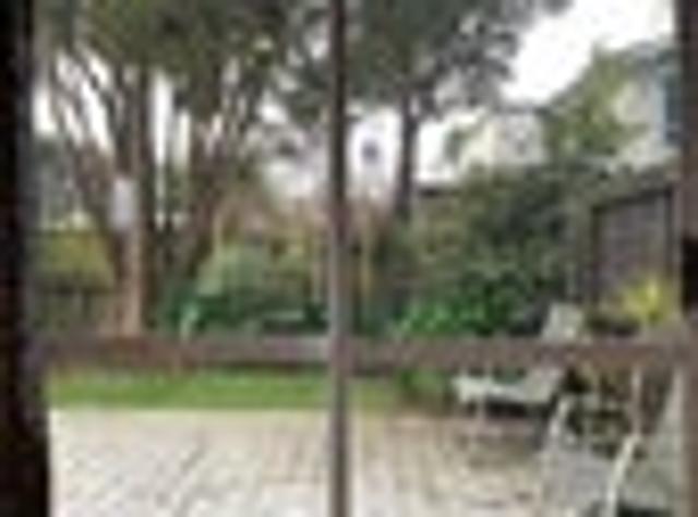 Townhouse for rent in Heathcote, Canterbury
